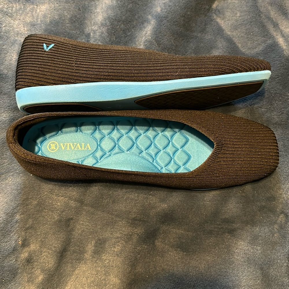 Vivaia Women’s Slip-On Washable Flats Shoes Size 40/9.5  Black
